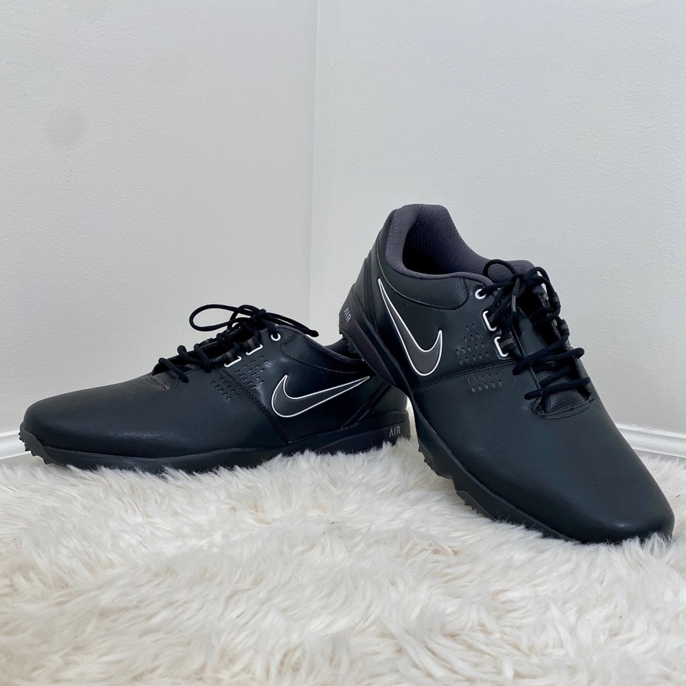 BRAND NEW Nike Air Golf Shoes- size 11 mens